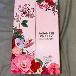 B&BW Japanese Cherry Blossom Collection